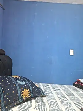 Hanna Kieran online show from 11/14/25, 01:26