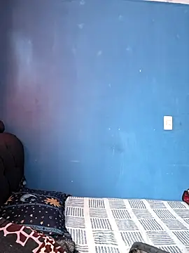 Hanna Kieran online show from 11/23/25, 03:01