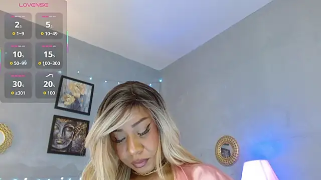 Corinndupontx online show from 10/10/25, 05:06