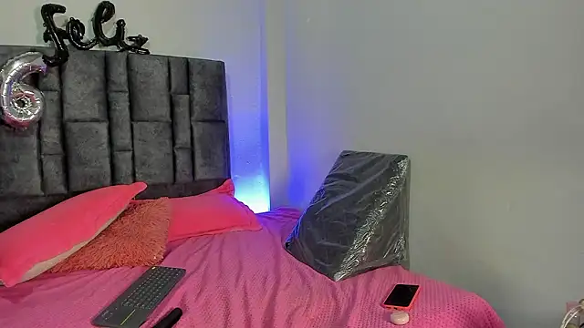 Esmeraldaa- online show from 03/12/26, 04:07