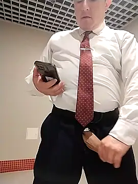 BigCristh79 online show from 02/05/26, 07:57