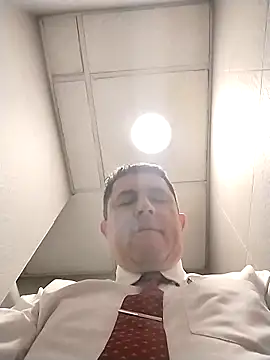 BigCristh79 online show from 04/11/26, 01:26