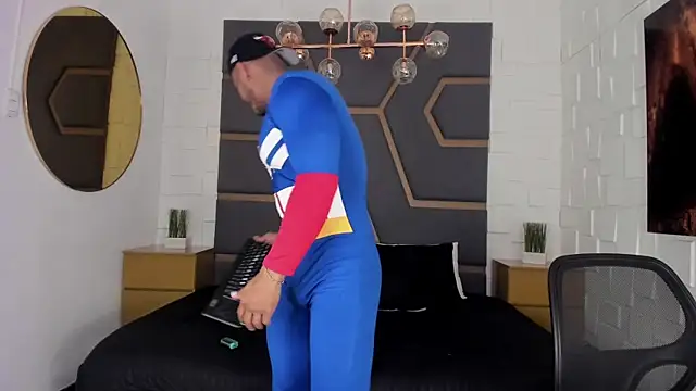 magnusclark online show from 09/17/25, 07:37