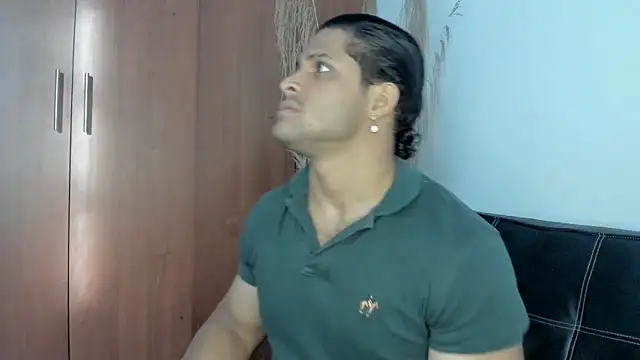 Evansdark1 online show from 12/03/25, 09:46