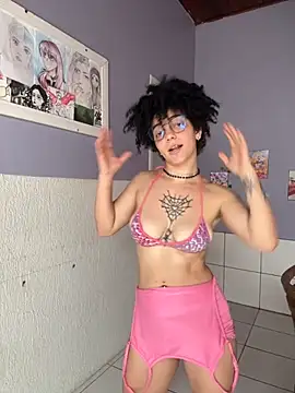 CamillyBlum online show from 10/20/25, 05:13