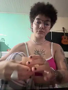 CamillyBlum online show from 05/19/26, 02:51
