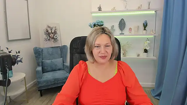 NinaStarle online show from 10/09/25, 04:21