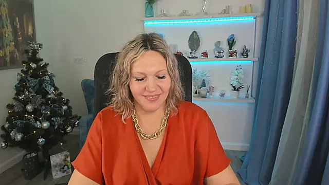 NinaStarle online show from 12/14/25, 04:29