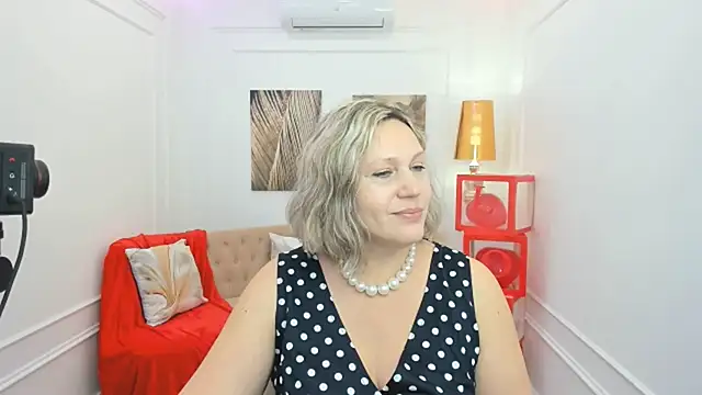 NinaStarle online show from 02/13/26, 11:39