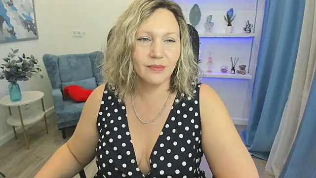 NinaStarle online show from 05/09/26, 11:37