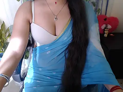 anika bold online show from 10/13/25, 03:28