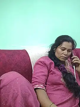 Snapshot of tamilaruvi chatting on 07/01/26, 03:45 tamilaruvi online show from 07/01/26, 03:45