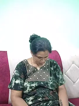 Snapshot of tamilaruvi chatting on 07/09/26, 02:10 tamilaruvi online show from 07/09/26, 02:10