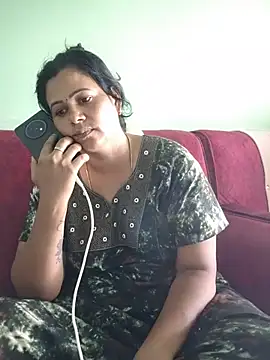 Snapshot of tamilaruvi chatting on 07/10/26, 04:06 tamilaruvi online show from 07/10/26, 04:06