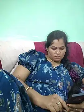 Snapshot of tamilaruvi chatting on 07/14/26, 11:27 tamilaruvi online show from 07/14/26, 11:27