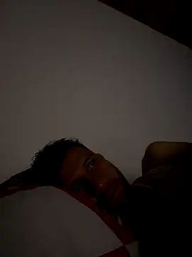 Snapshot of Michaell_Spinelly chatting on 09/12/25, 09:42 Michaell Spinelly online show from 09/12/25, 09:42