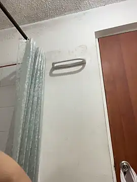 Snapshot of Michaell_Spinelly chatting on 10/30/25, 07:47 Michaell Spinelly online show from 10/30/25, 07:47