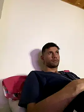 Snapshot of Michaell_Spinelly chatting on 12/18/25, 11:22 Michaell Spinelly online show from 12/18/25, 11:22