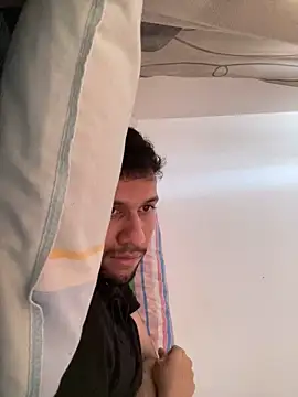 Snapshot of Michaell_Spinelly chatting on 01/06/26, 03:05 Michaell Spinelly online show from 01/06/26, 03:05