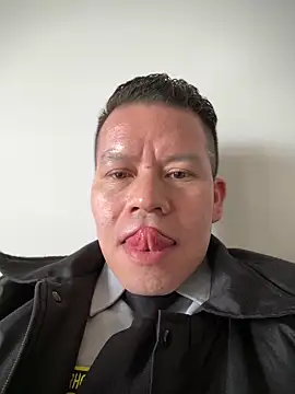 Manu0586 online show from 09/20/25, 01:12