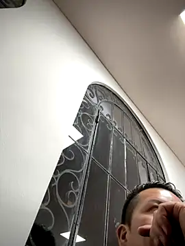 Manu0586 online show from 10/05/25, 02:54