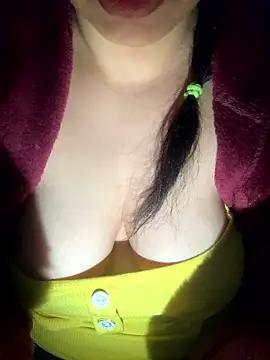 Snapshot of Sara782f chatting on 01/10/26, 01:24 Sara782f online show from 01/10/26, 01:24