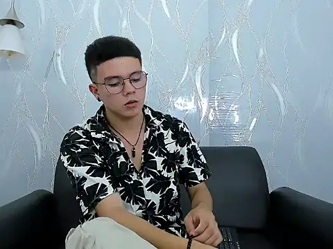 AndyFame1 online show from 01/12/26, 06:24