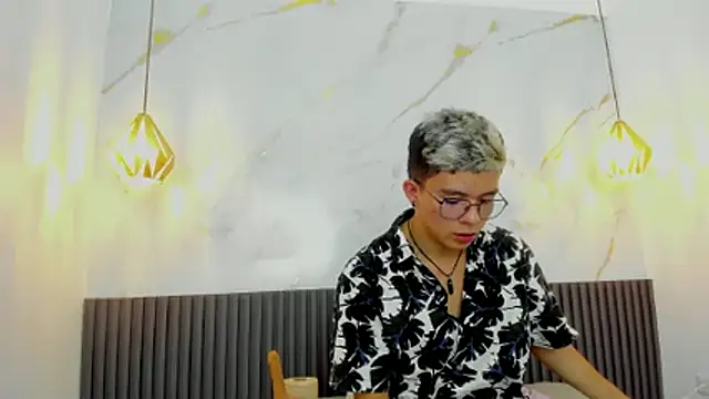 AndyFame1 online show from 02/05/26, 06:23