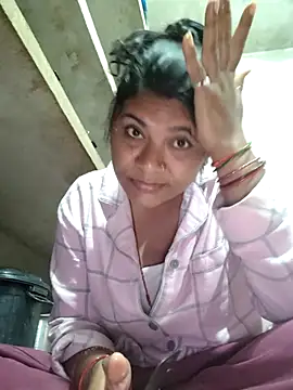 couple 71 online show from 02/08/26, 05:11