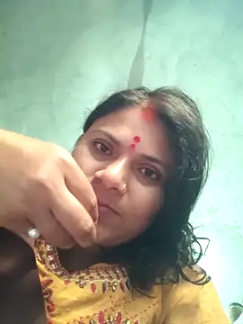 couple 71 online show from 04/02/26, 11:52