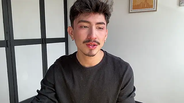 sweettaaron01 online show from 02/25/26, 06:28