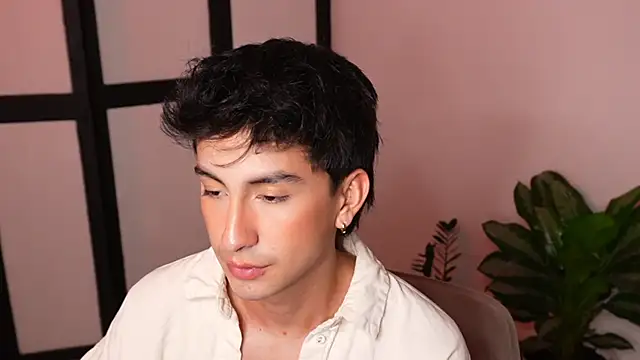 sweettaaron01 online show from 06/08/26, 01:28