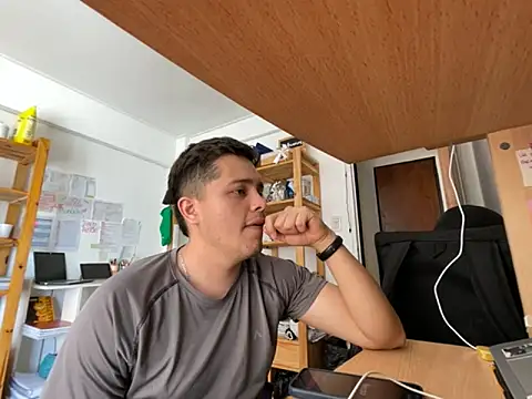 Haustin202 online show from 10/03/25, 06:27