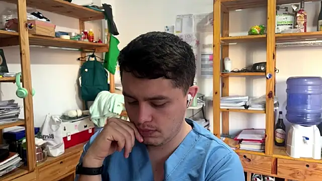 Haustin202 online show from 11/03/25, 09:21