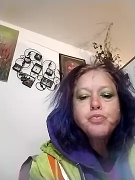 anonymity awaitsxh online show from 11/12/25, 11:10