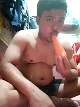 Snapshot of CatchingBouquet chatting on 10/16/25, 01:23 CatchingBouquet online show from 10/16/25, 01:23