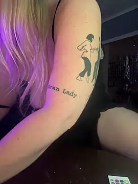 Granlady7 online show from 02/25/26, 11:47