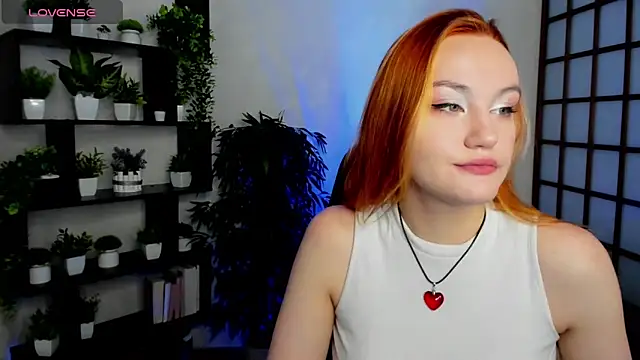 Snapshot of Ida_FaneStain chatting on 10/05/25, 02:32 Ida FaneStain online show from 10/05/25, 02:32