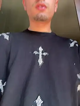 JJkim00 online show from 04/24/26, 11:12