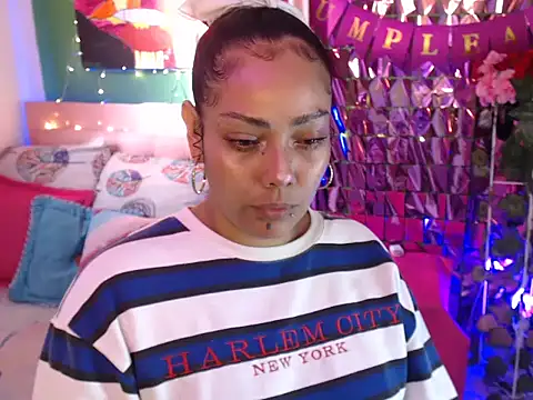 Snapshot of katherinnyazz chatting on 11/13/25, 12:15 katherinnyazz online show from 11/13/25, 12:15