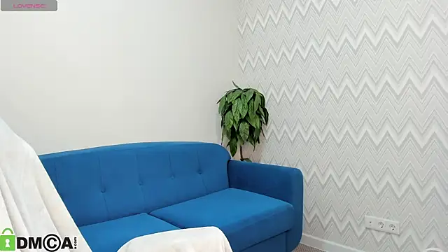 Nelly Kimm online show from 10/05/25, 12:53