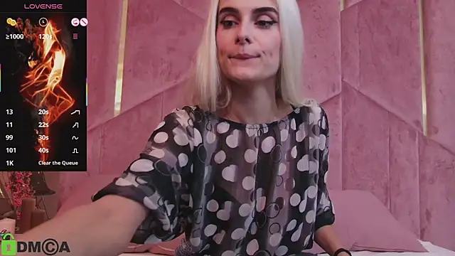 SelenaDaze online show from 11/29/25, 05:32