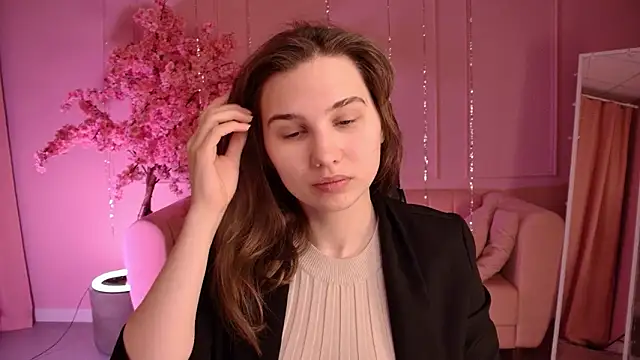 TessaMill online show from 03/09/26, 06:06