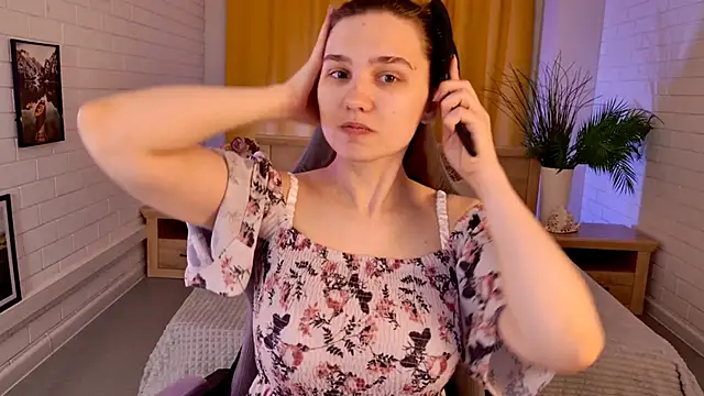 TessaMill online show from 05/19/26, 05:14