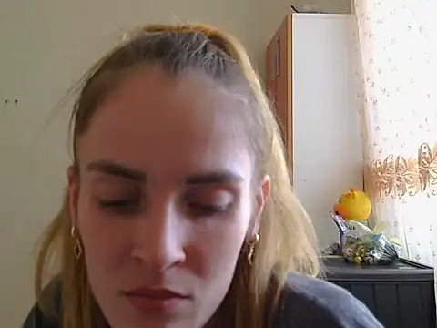 Snapshot of JayeTyler chatting on 11/14/25, 07:51 JayeTyler online show from 11/14/25, 07:51