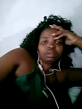 Snapshot of ShySexyBaddiexx chatting on 03/13/26, 07:15 ShySexyBaddiexx online show from 03/13/26, 07:15