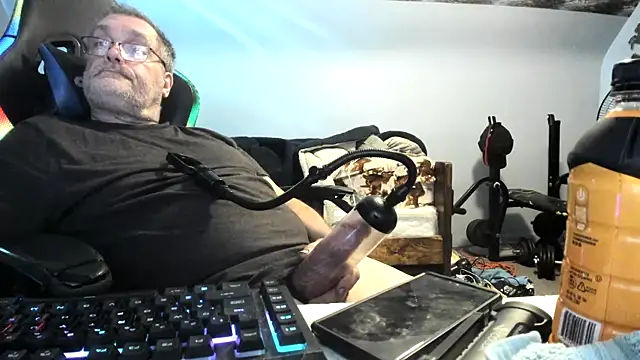 Snapshot of jimboaza123 chatting on 09/27/25, 04:34 jimboaza123 online show from 09/27/25, 04:34