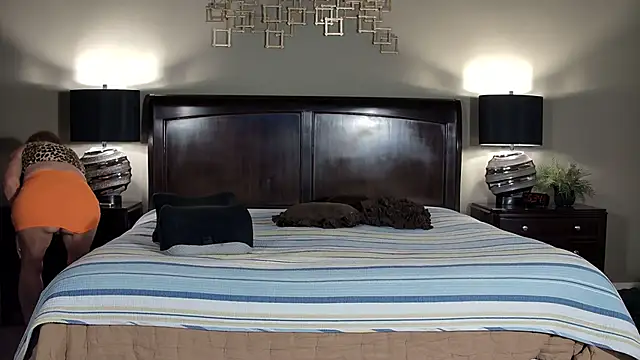 Hornylouisewil online show from 04/10/26, 10:36