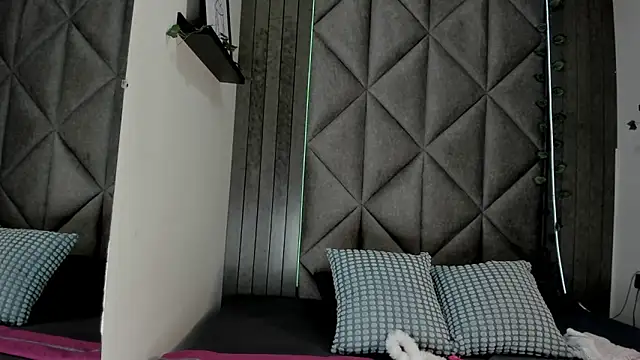 JenaCooper  online show from 12/19/25, 07:54