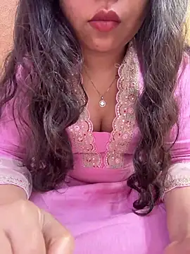 Iampriyaaa15 online show from 02/10/26, 06:17